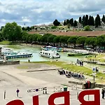 Apartment Le Bristol - Gites Canal & Chenier, Proche Gare