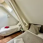 Le Bristol - Gites Canal & Chenier, Proche Gare Apartment