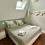 Apartment Le Bristol - Gites Canal & Chenier, Proche Gare *