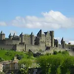 Le Bristol - Gites Canal & Chenier, Proche Gare Apartment *