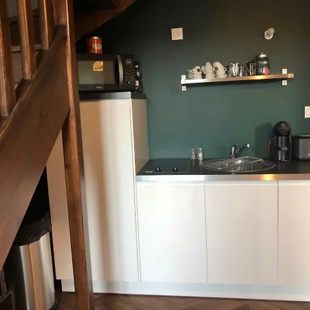 Le Bristol Canal & Chenier Canaldumidi קרקסון