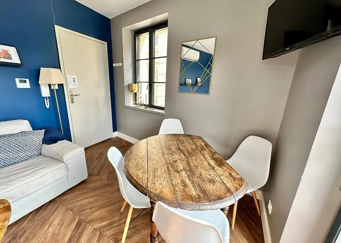 Le Bristol - Gites Canal & Chenier, Proche Gare Apartman