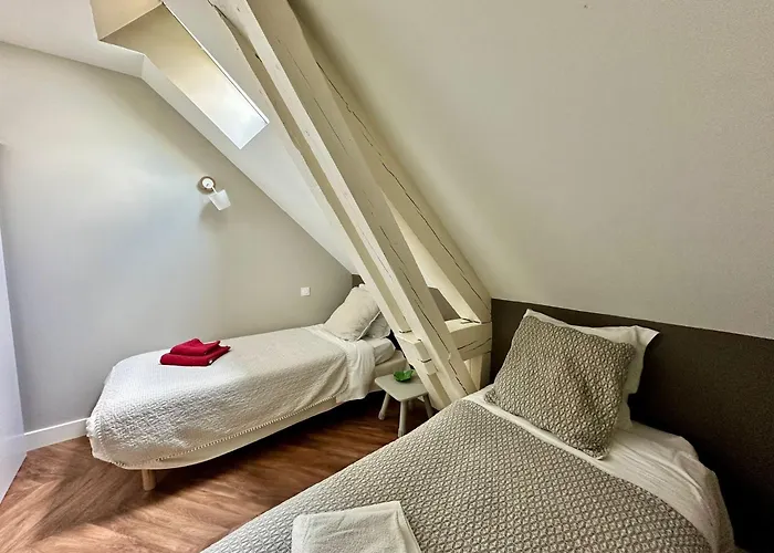 Le Bristol - Gites Canal & Chenier, Proche Gare Apartman