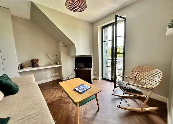 Le Bristol - Gites Canal & Chenier, Proche Gare *