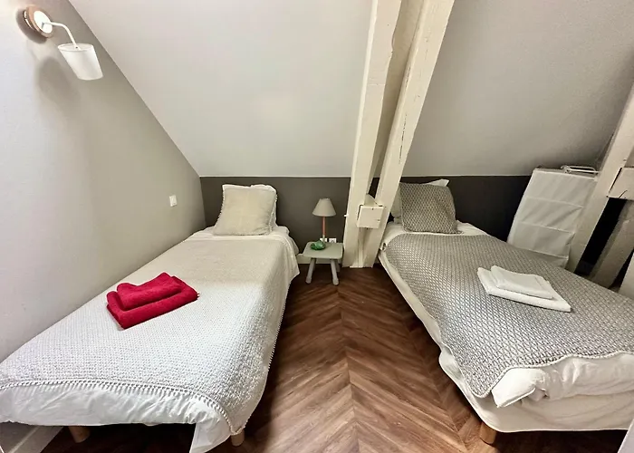 Apartman Le Bristol - Gites Canal & Chenier, Proche Gare *