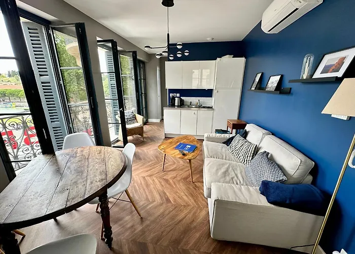 Le Bristol - Gites Canal & Chenier, Proche Gare Apartman