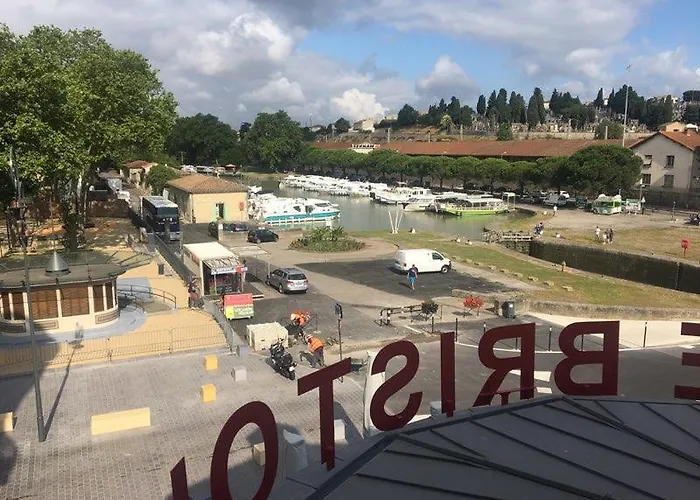 Апартаменты Le Bristol Canal & Chenier Canaldumidi *