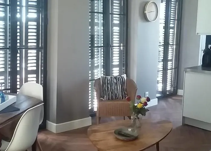 Le Bristol Canal & Chenier Canaldumidi Апартаменты *